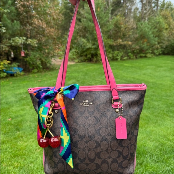 Coach Signature Brown and Pink Tote - Picture 1 of 8